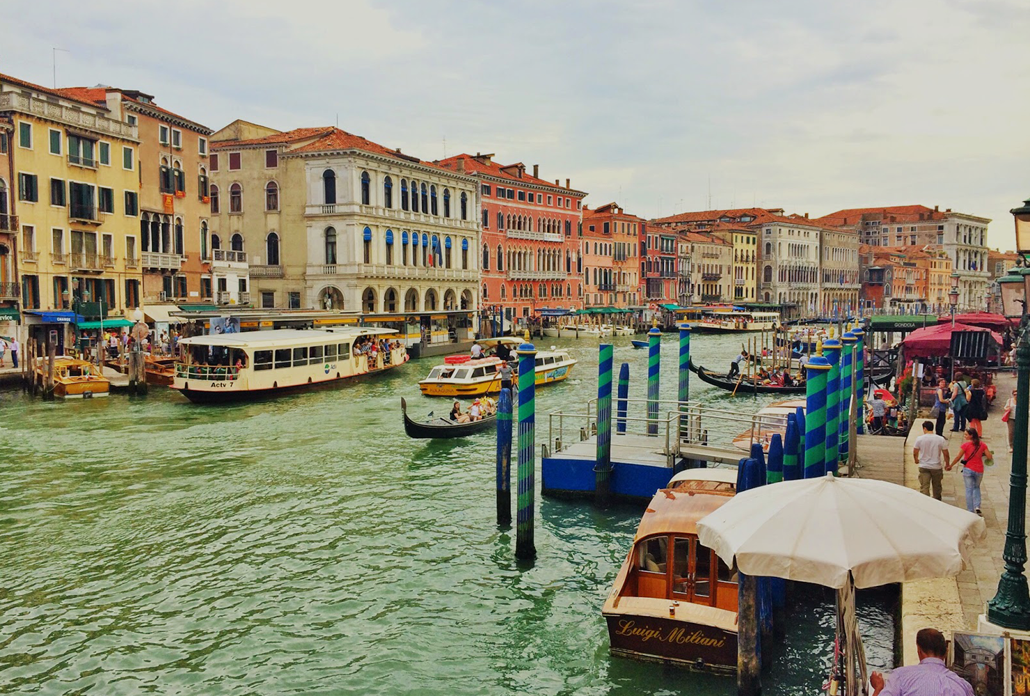 Humming Travel Luggage